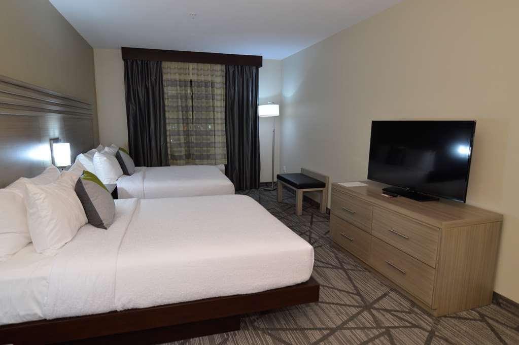 Comfort Inn & Suites Houston I-45 North - Iah Room photo